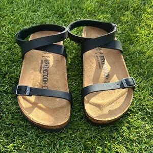 New Yara Birkenstock Black Strap Sandals size 36